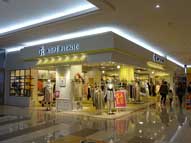 多店舗,飲食店舗,内装,カルプ切文字